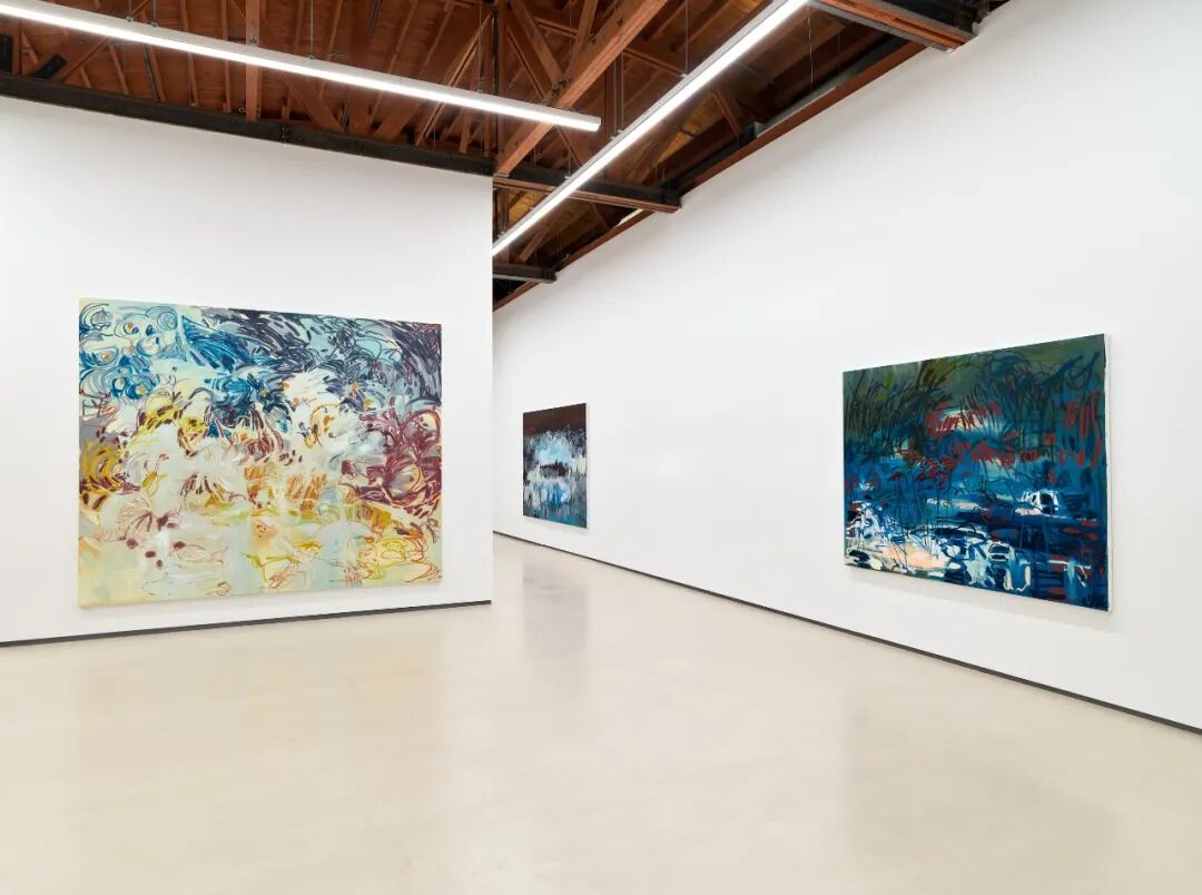 Janaina Tsché：《不安的冰碛》展览现场图，Sean Kelly画廊，洛杉矶，2023年1月14日至3月4日，摄影：Brica Wilcox，图片由Sean Kelly画廊提供